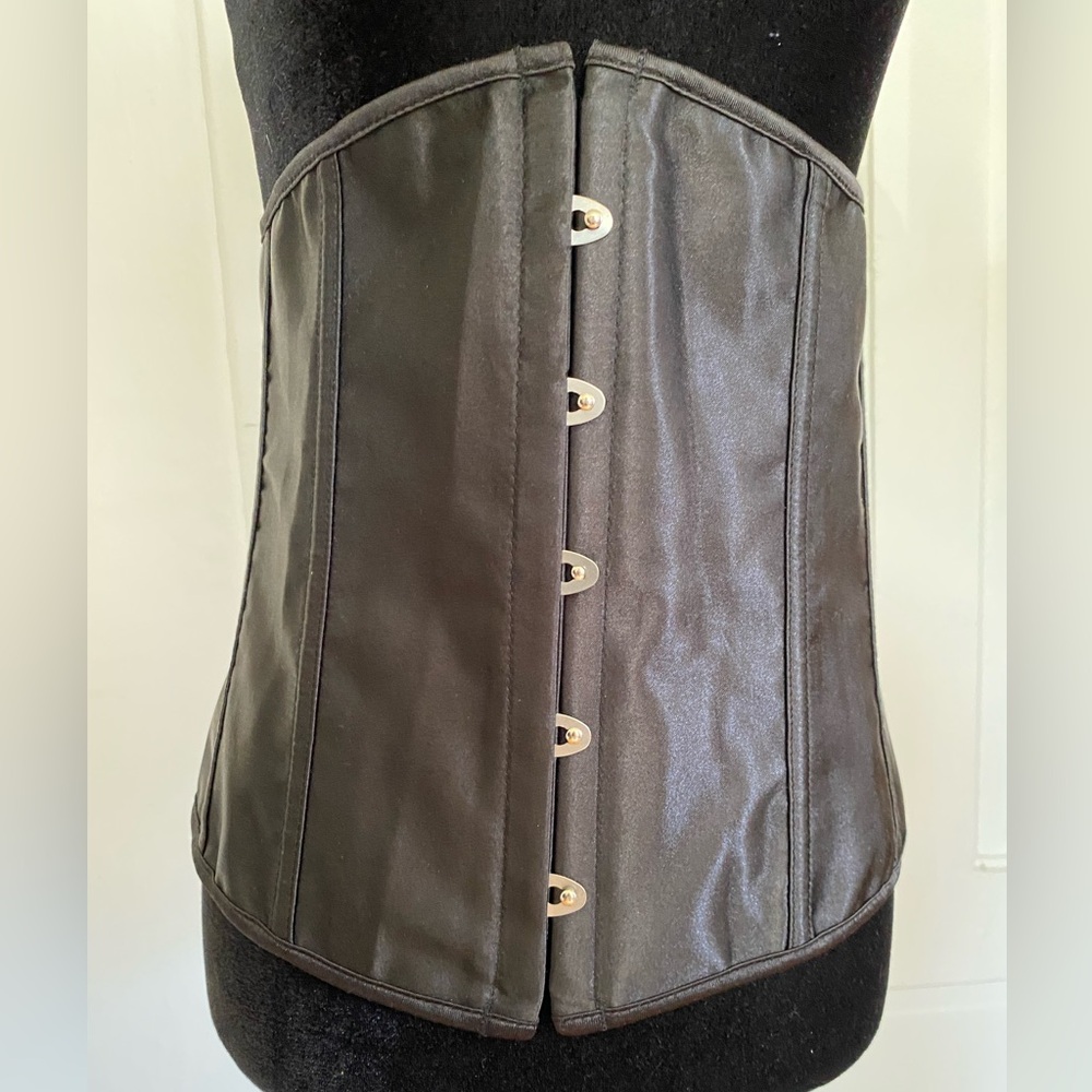 Black Satin Corset with Hook Closure and adjustable back lace up. Size 2XL.